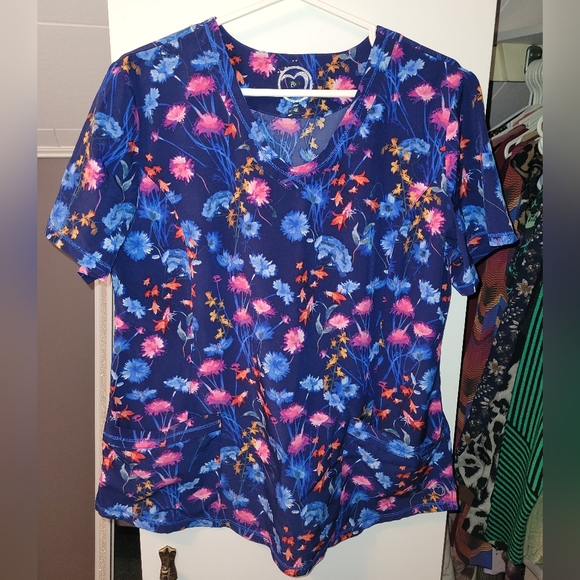 SCRUB TOP M - Picture 1 of 1